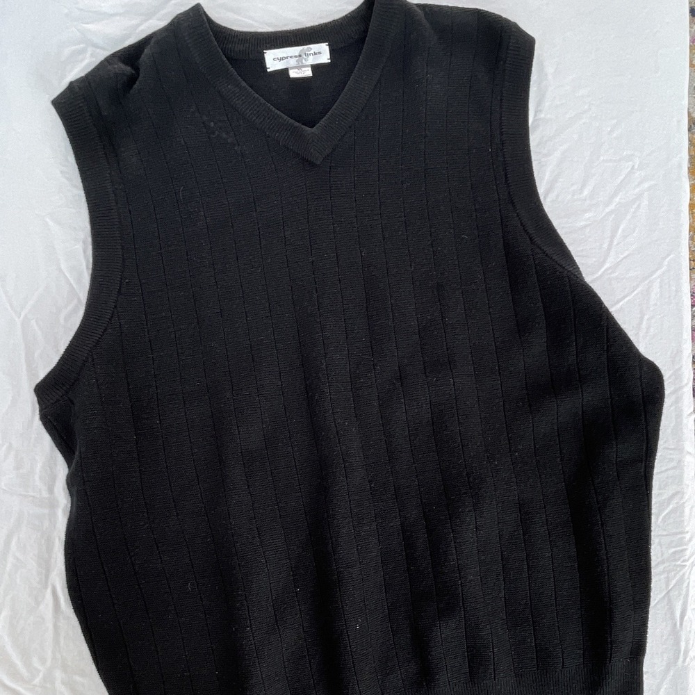 Cypress Links Men's XL Black Acrylic Knit V-Neck Sleeveless Sweater Vest